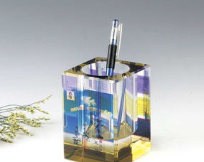 精致辦公新選擇 高檔黑水晶筆筒，典雅與實用的完美融合